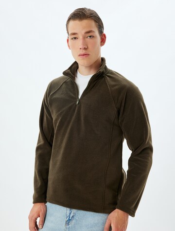 Koton Sweatshirt in Groen: voorkant
