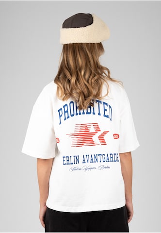 Prohibited - Camiseta 'Avantgarde' en blanco: frente