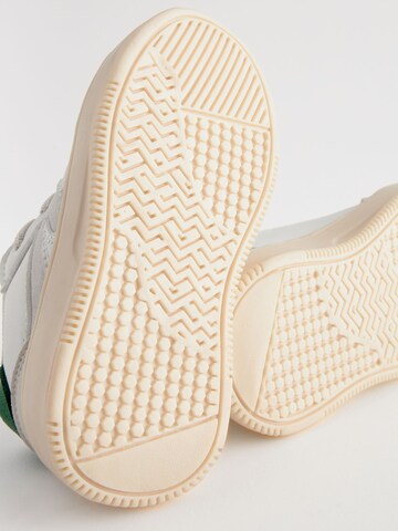 Sneaker di Next in bianco
