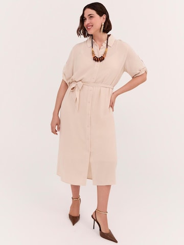 Robe Fiorella Rubino en beige