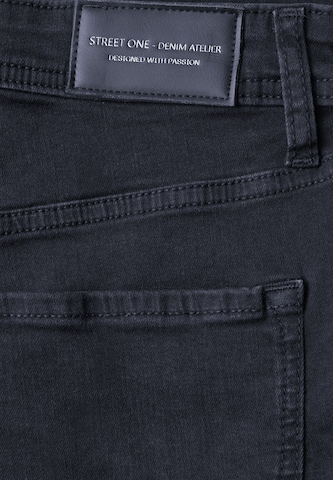 STREET ONE Loose fit Jeans in Blue