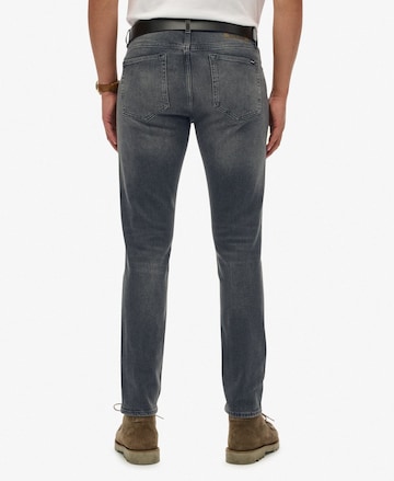 Coupe slim Jean Superdry en gris