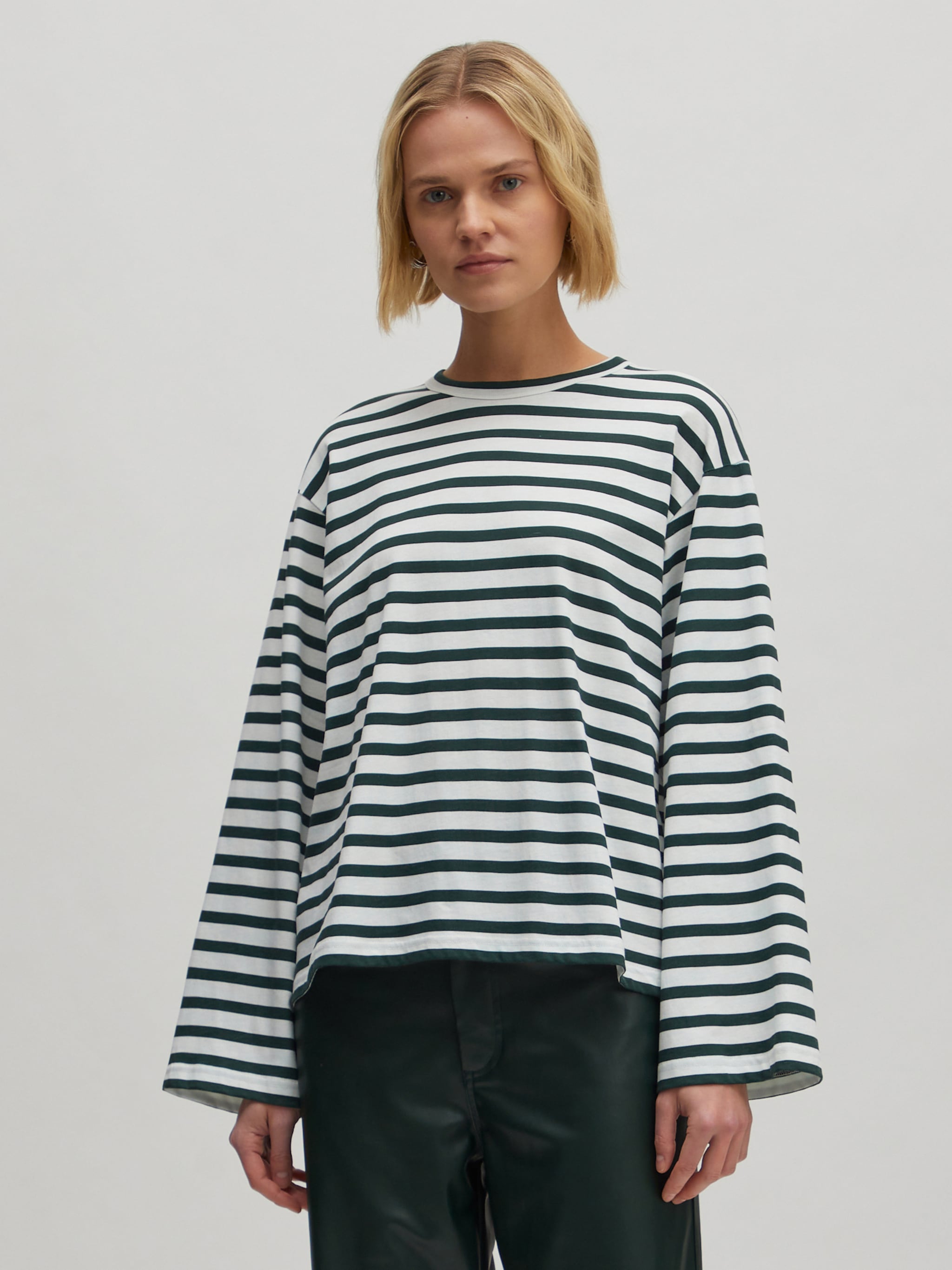 EDITED Produkte Shirt 'Verlee' weiß