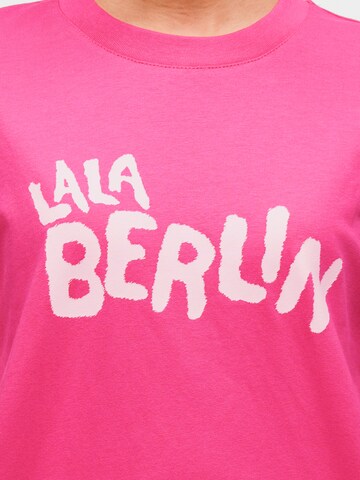 Lala Berlin Shirts 'Travis' i pink