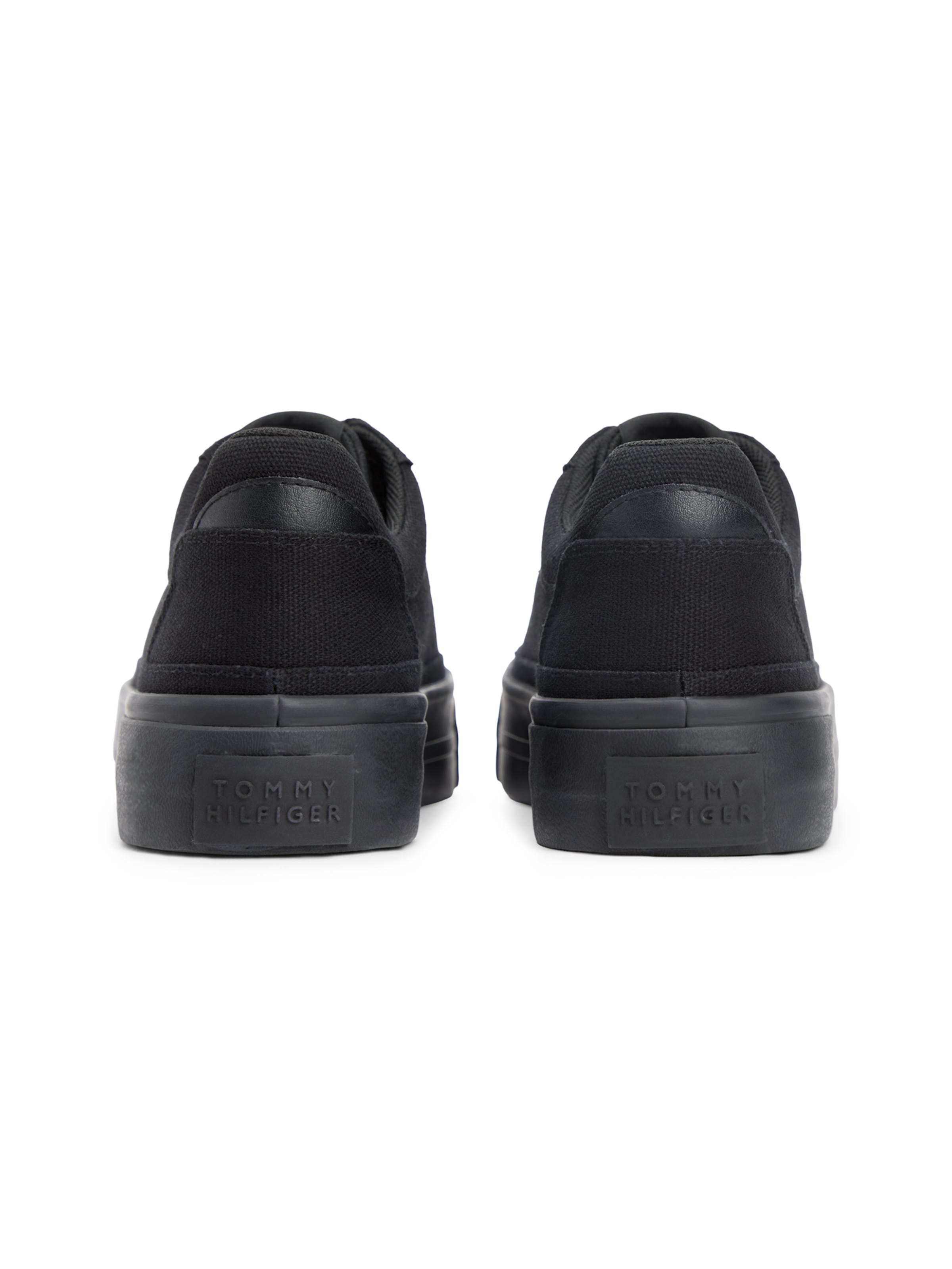 TOMMY HILFIGER Trampki niskie w kolorze czarny