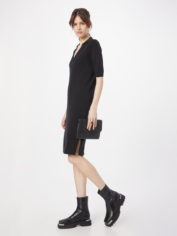 Calvin Klein Платье в Черный