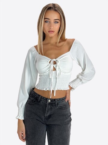 Elara Bluse in Weiß: Vorderseite