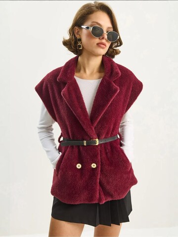 Gilet in maglia di Bianco Lucci in rosso: frontale