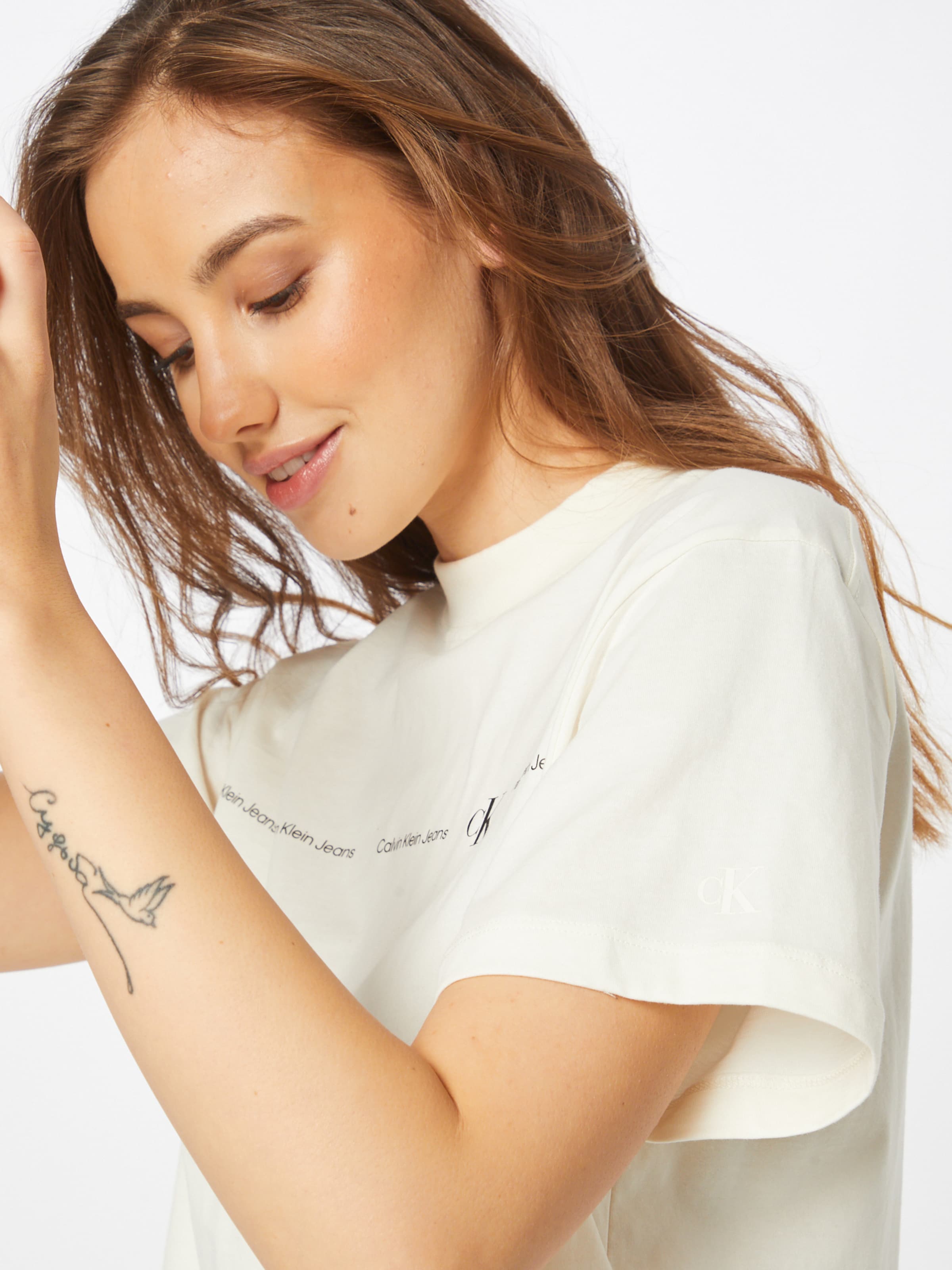 Vêtements T-shirt Calvin Klein Jeans en Crème 