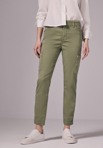Street One Studio Slimfit Hose im Cargo-Look in Grün: Vorderseite