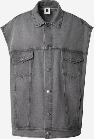 pilka Karo Kauer Liemenė: priekis