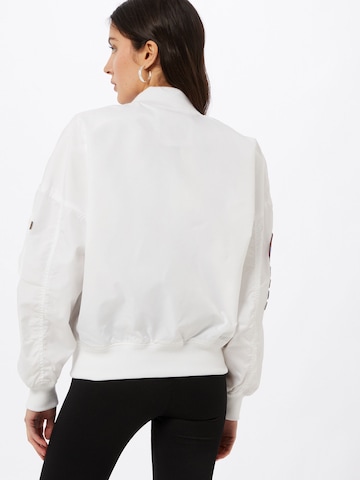 Veste mi-saison ALPHA INDUSTRIES en blanc