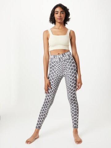 DELICATELOVE Skinny Workout Pants 'NADI' in Grey