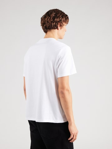 T-Shirt Calvin Klein Jeans en blanc : derrière