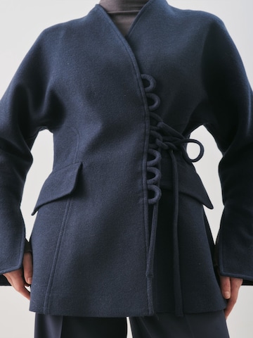 MANUKA Between-Seasons Coat in Blue