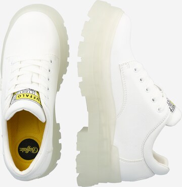 BUFFALO Обувки с връзки 'Aspha Cls' в бяло