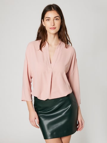 Guido Maria Kretschmer Women Blouse 'Rosa' in Pink: front