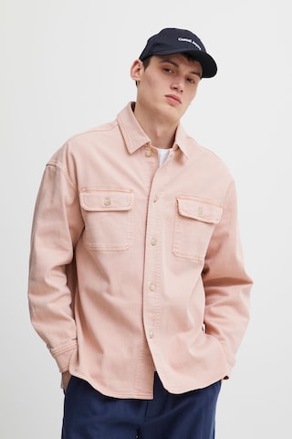 Casual Friday Regular fit Button Up Shirt in Pink: front