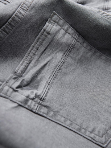 Ombre Regular Sporthose‌ in Grau