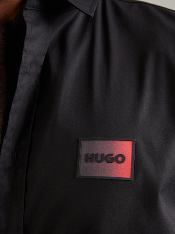 HUGO Regular Fit Skjorte 'Emero' i sort