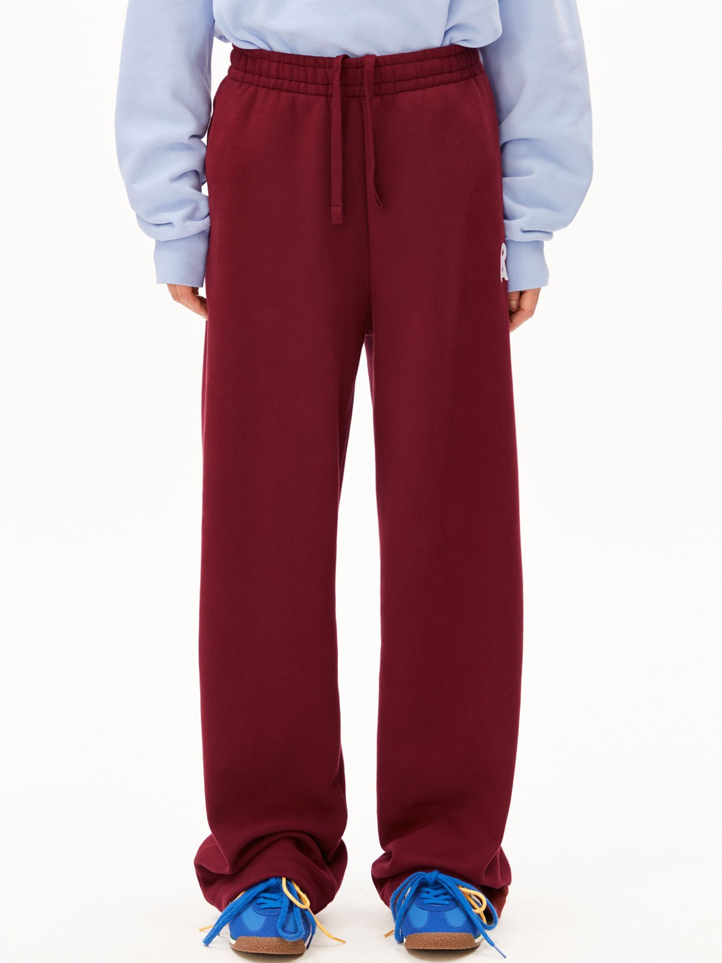 ARMEDANGELS Loosefit Broek in Rood: voorkant