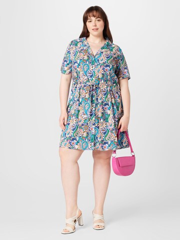 ONLY Carmakoma Μπλουζοφόρεμα 'CARANJALI LIFE S/S DRESS AOP' σε ανάμεικτα χρώματα