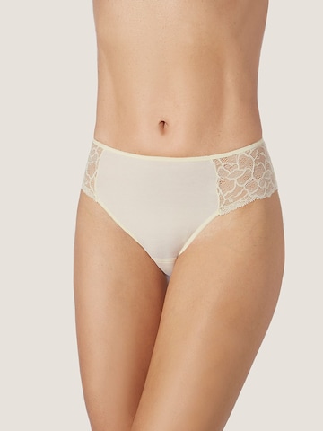zd ZERO DEFECTS Boyshorts 'Enara soy fiber high waist panty' in White: front