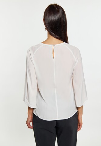 usha BLACK LABEL - Blusa en blanco