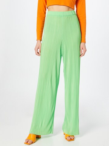 Loosefit Pantalon Monki en vert : devant