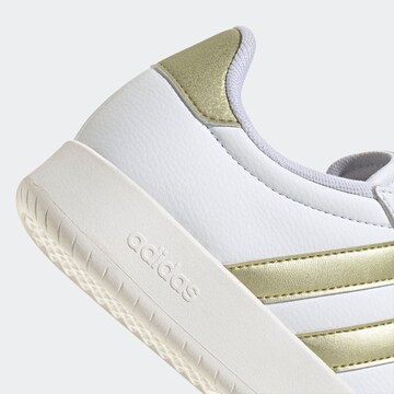 ADIDAS SPORTSWEAR Низкие кроссовки 'Barreda' в Белый
