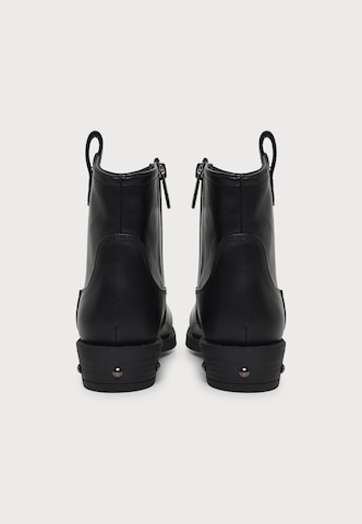 ABOUT YOU - Botas 'Ina' en negro