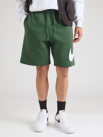 Nike Sportswear Loosefit Παντελόνι 'CLUB' σε πράσινο: μπροστά