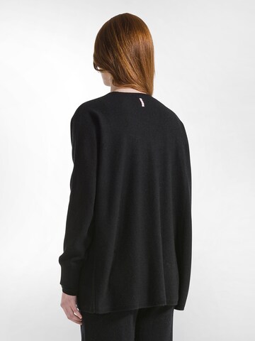 Pullover extra large di DEHA in nero