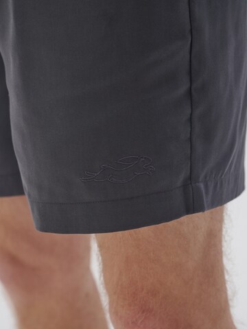 Pacemaker Loosefit Shorts 'Leopold' in Grau