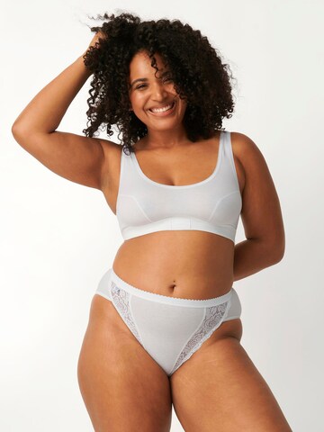 SLOGGI Slip ' Chic ' in Wit: voorkant