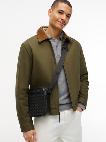 TOMMY HILFIGER Crossbody bag in Black