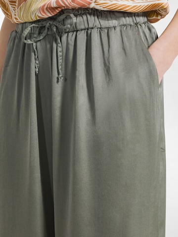 DEHA Wide leg Trousers in Green