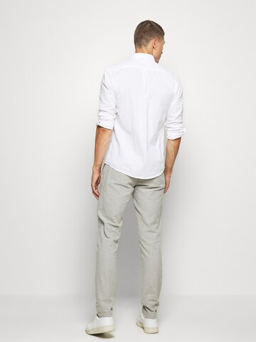 Lindbergh Regular Hose in Grau