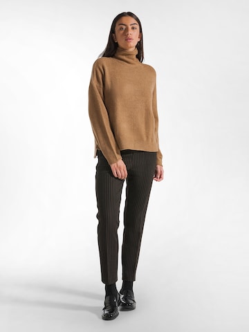 Pullover di DEHA in marrone: frontale