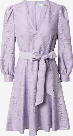 Robe de cocktail 'NICKY' IVY OAK en violet : devant