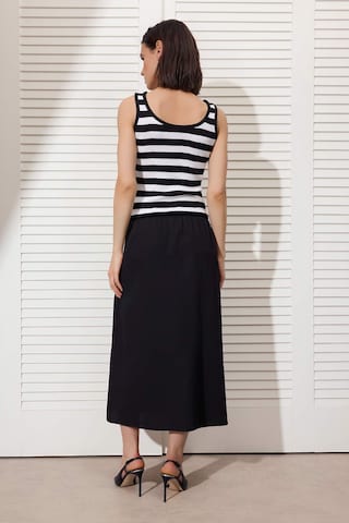 Trendyol - Vestido en negro