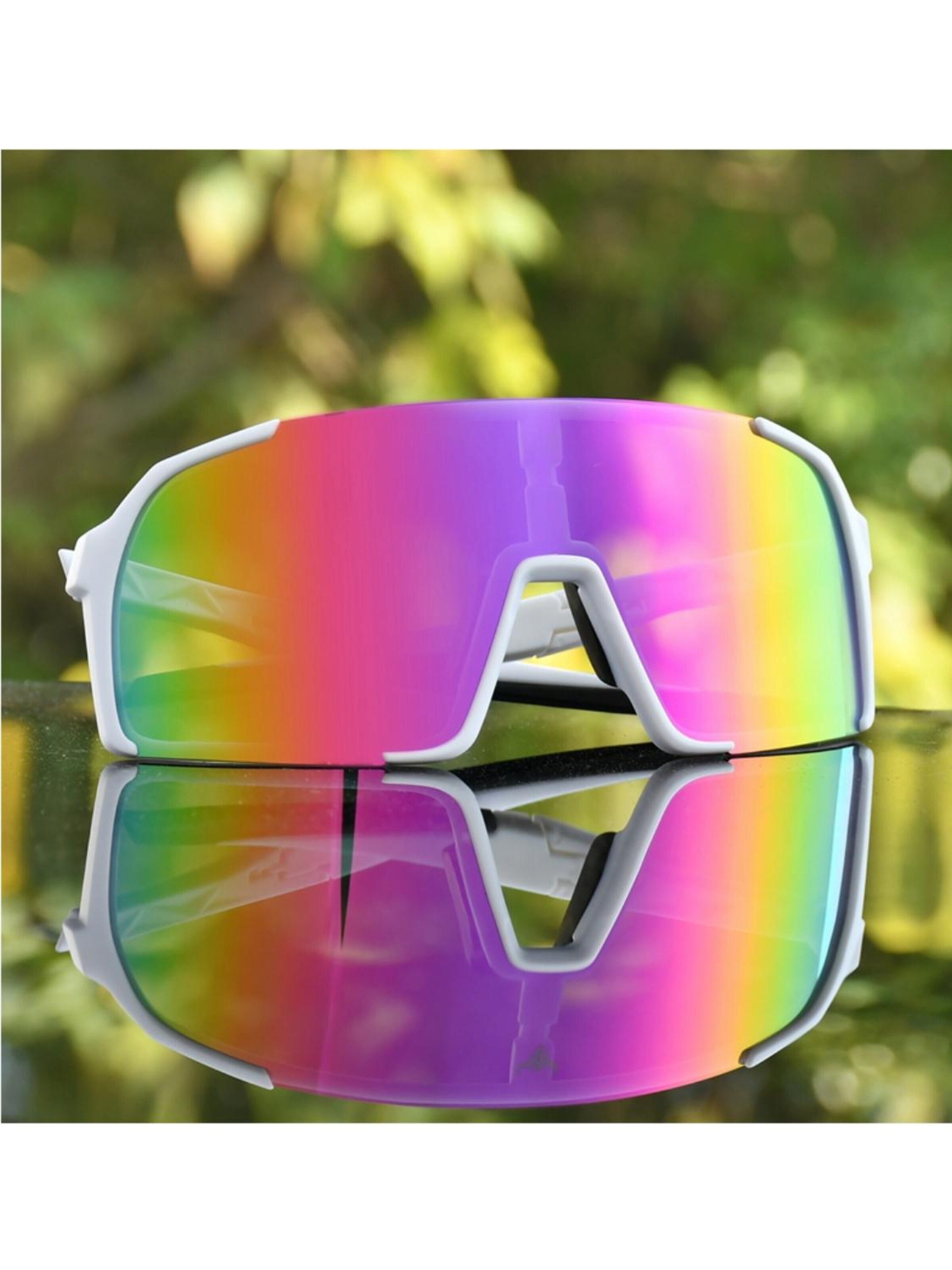 Lunettes de soleil sport 'Aeroblade' VEYREY en rose