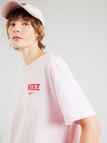 Nike Sportswear - Camisa em rosa