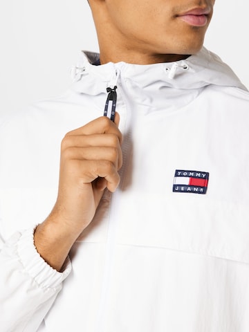 Tommy Jeans - Chaqueta de entretiempo 'Chicago' en blanco