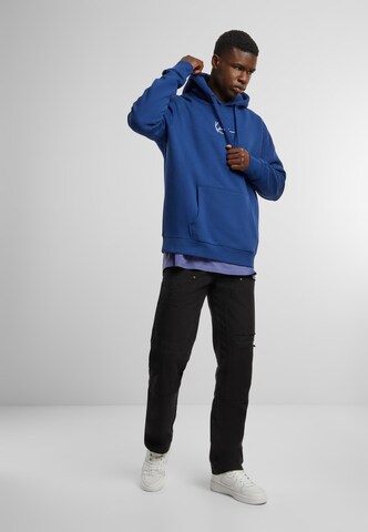 Karl Kani Sweatshirt 'Essential' in Blau