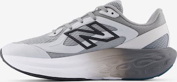 new balance Loopschoen in Grijs: voorkant