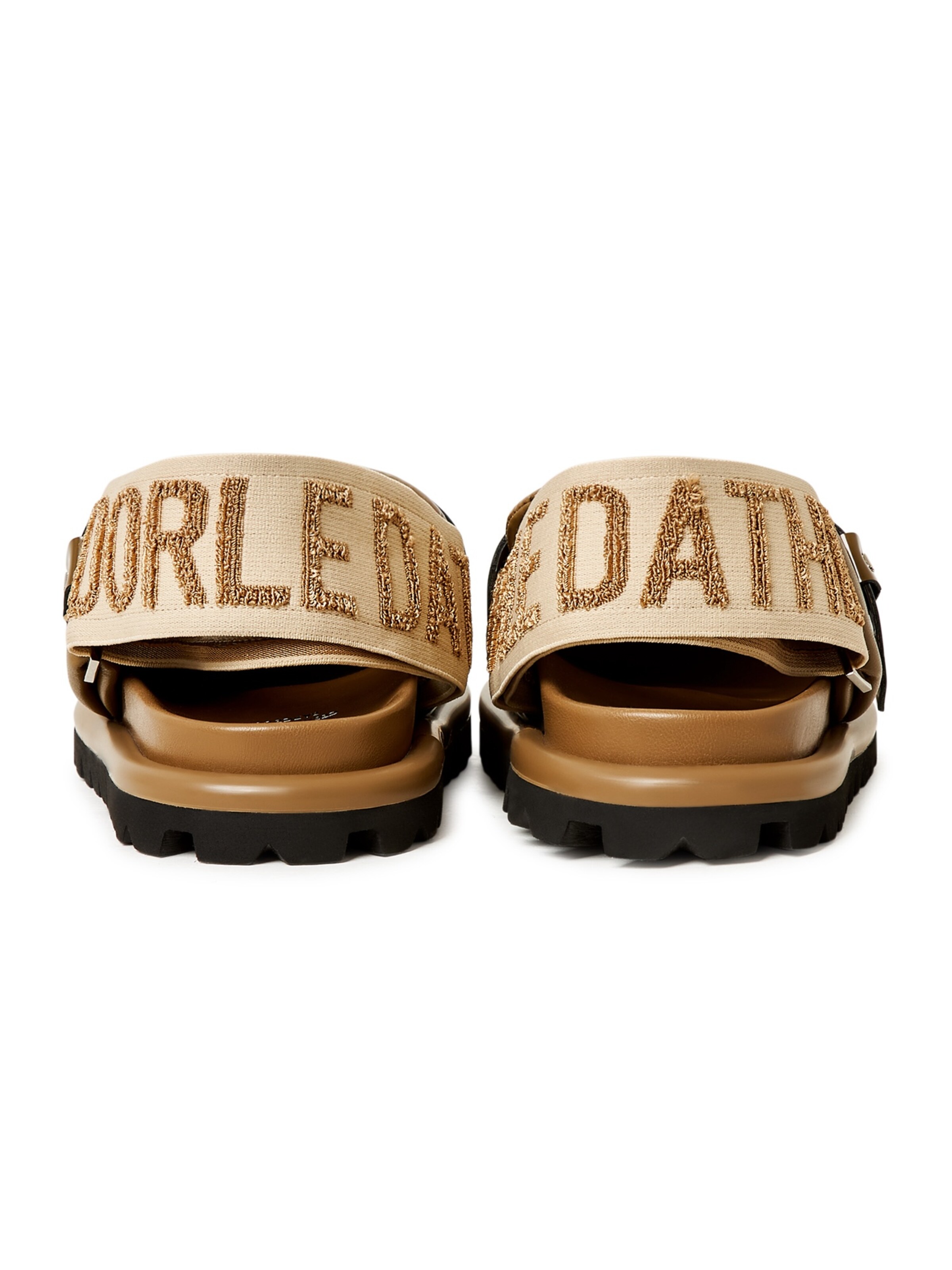 CESARE GASPARI Classic Flats in Beige