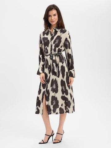 Robe-chemise MSCH COPENHAGEN en beige : devant