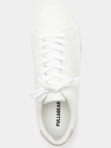 Pull&Bear Låg sneaker i vit