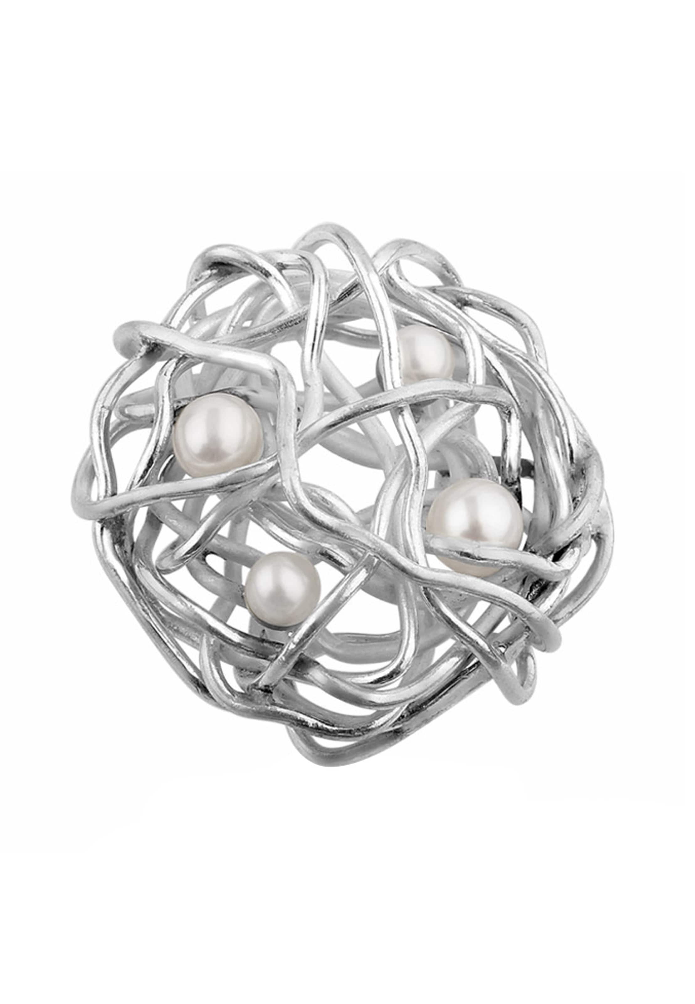 Nenalina Pendant in Silver: front